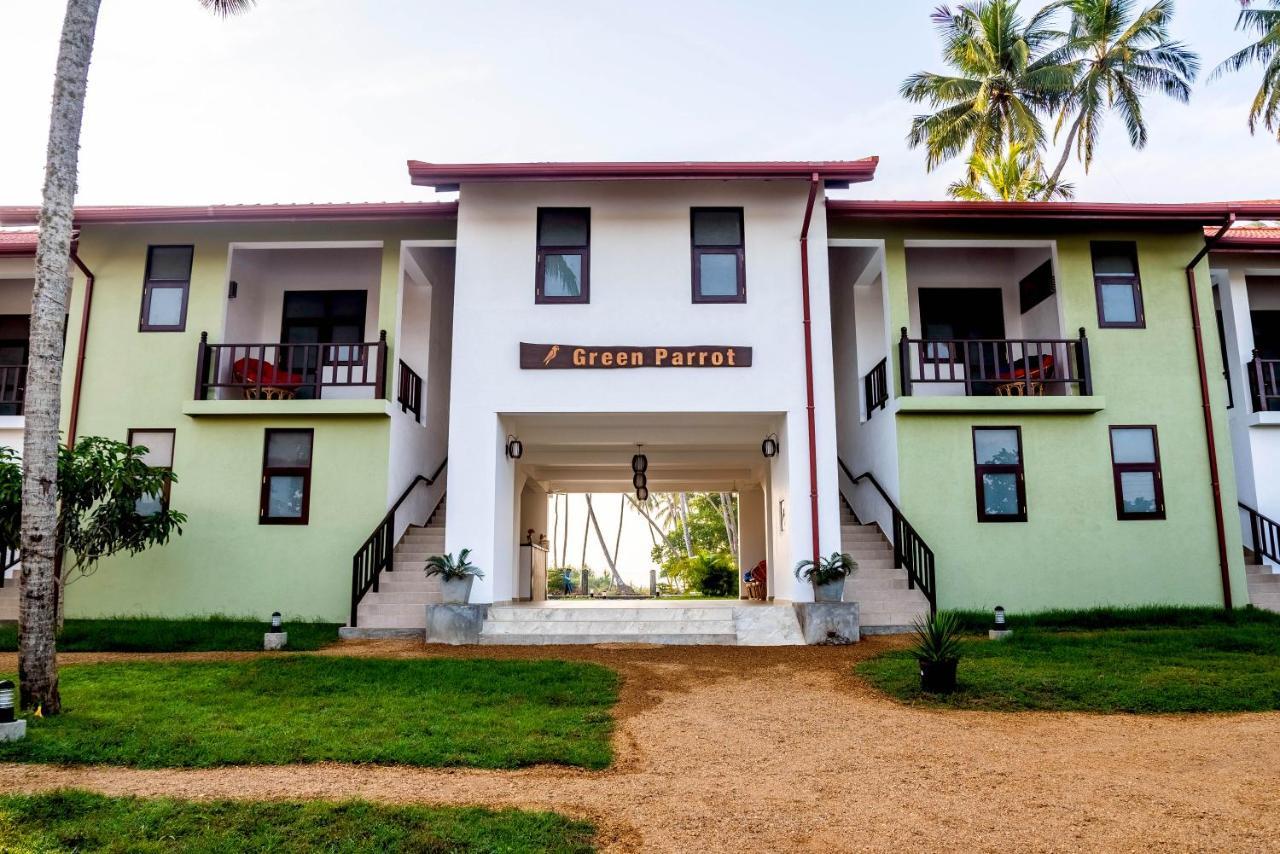 Green Parrot Beach Resort Tangalle Luaran gambar