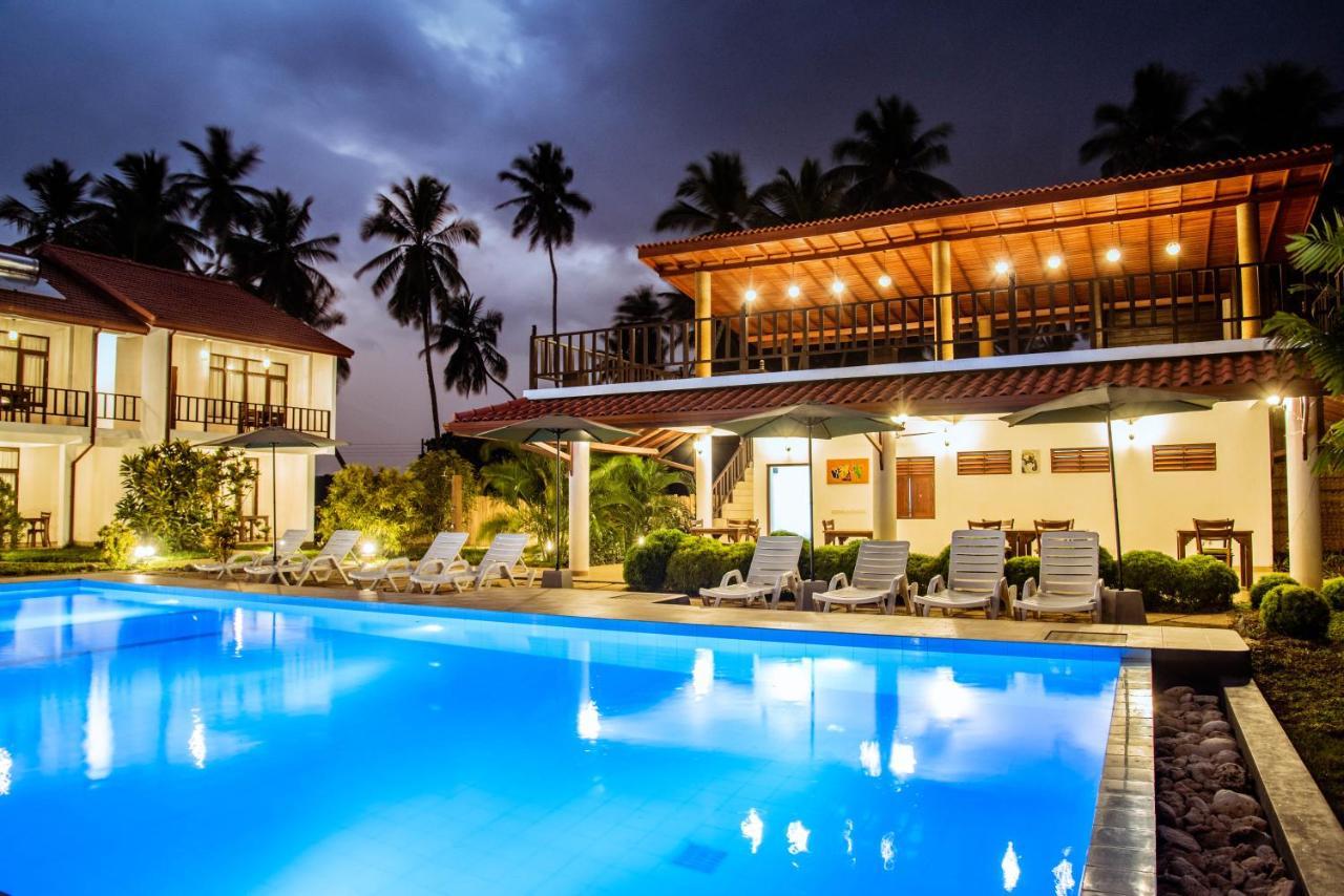 Green Parrot Beach Resort Tangalle Luaran gambar